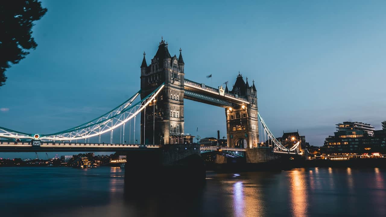 puente de londres reino unido noche